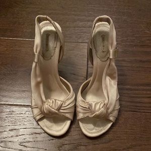 Max Studio champagne satin sandal heels